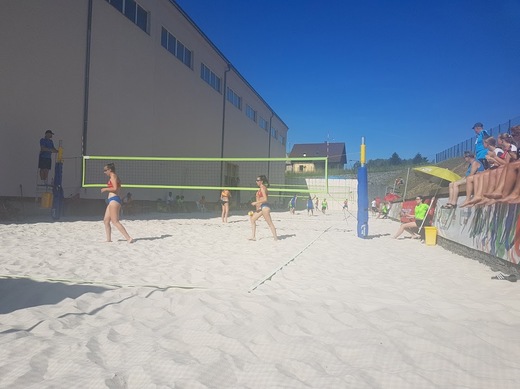 beach volley4.jpg