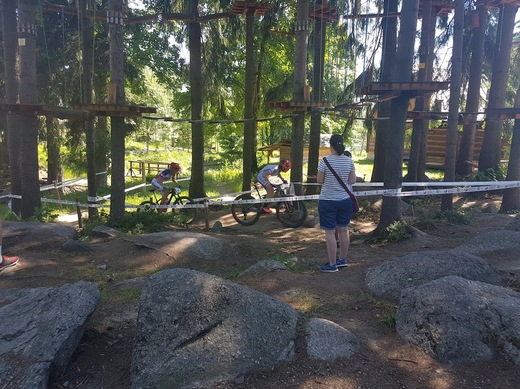 Cross country MTB 4.jpg